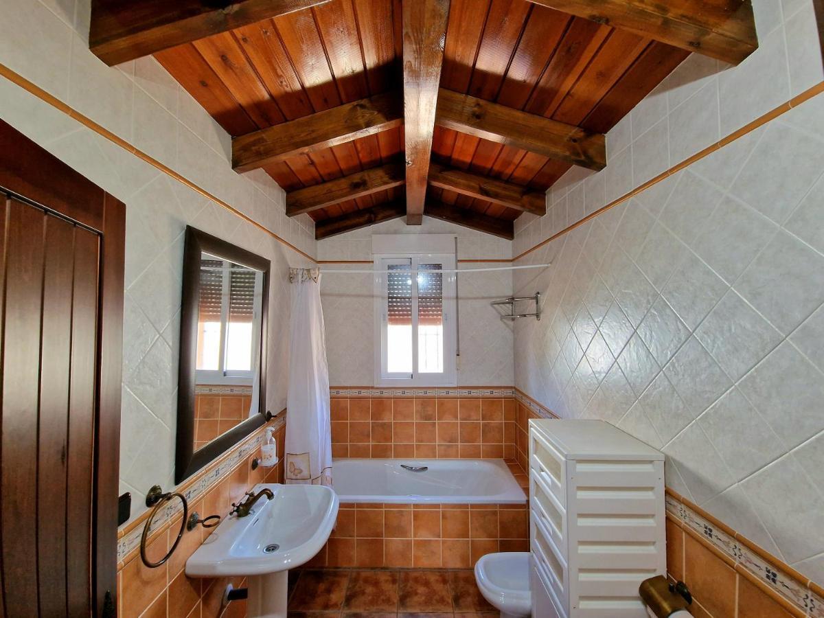 Chalet El Parral - Piscina Y Sala De Cine 马拉加 外观 照片