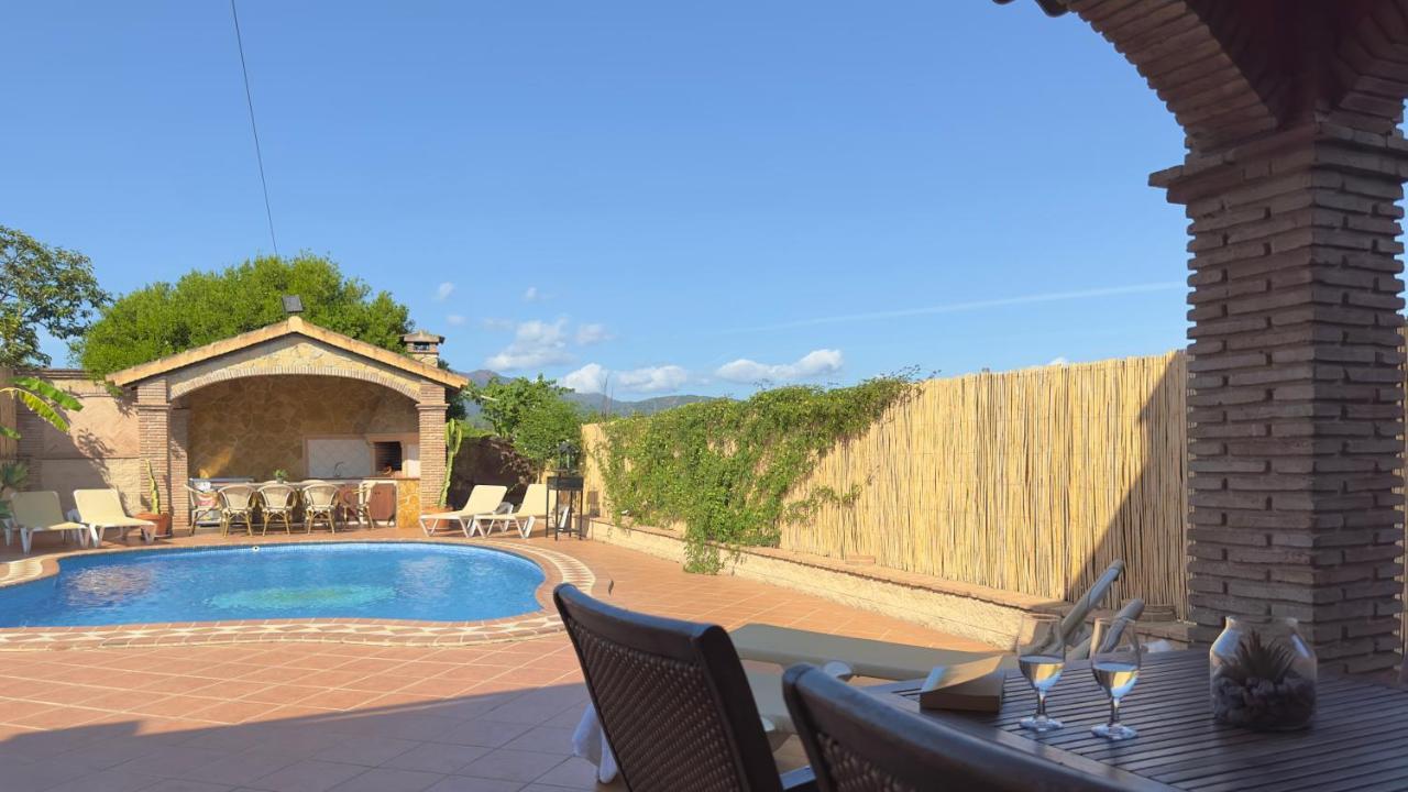Chalet El Parral - Piscina Y Sala De Cine 马拉加 外观 照片