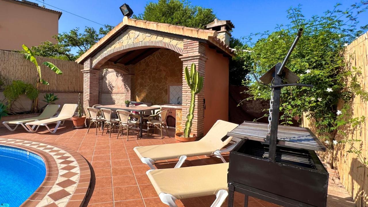 Chalet El Parral - Piscina Y Sala De Cine 马拉加 外观 照片
