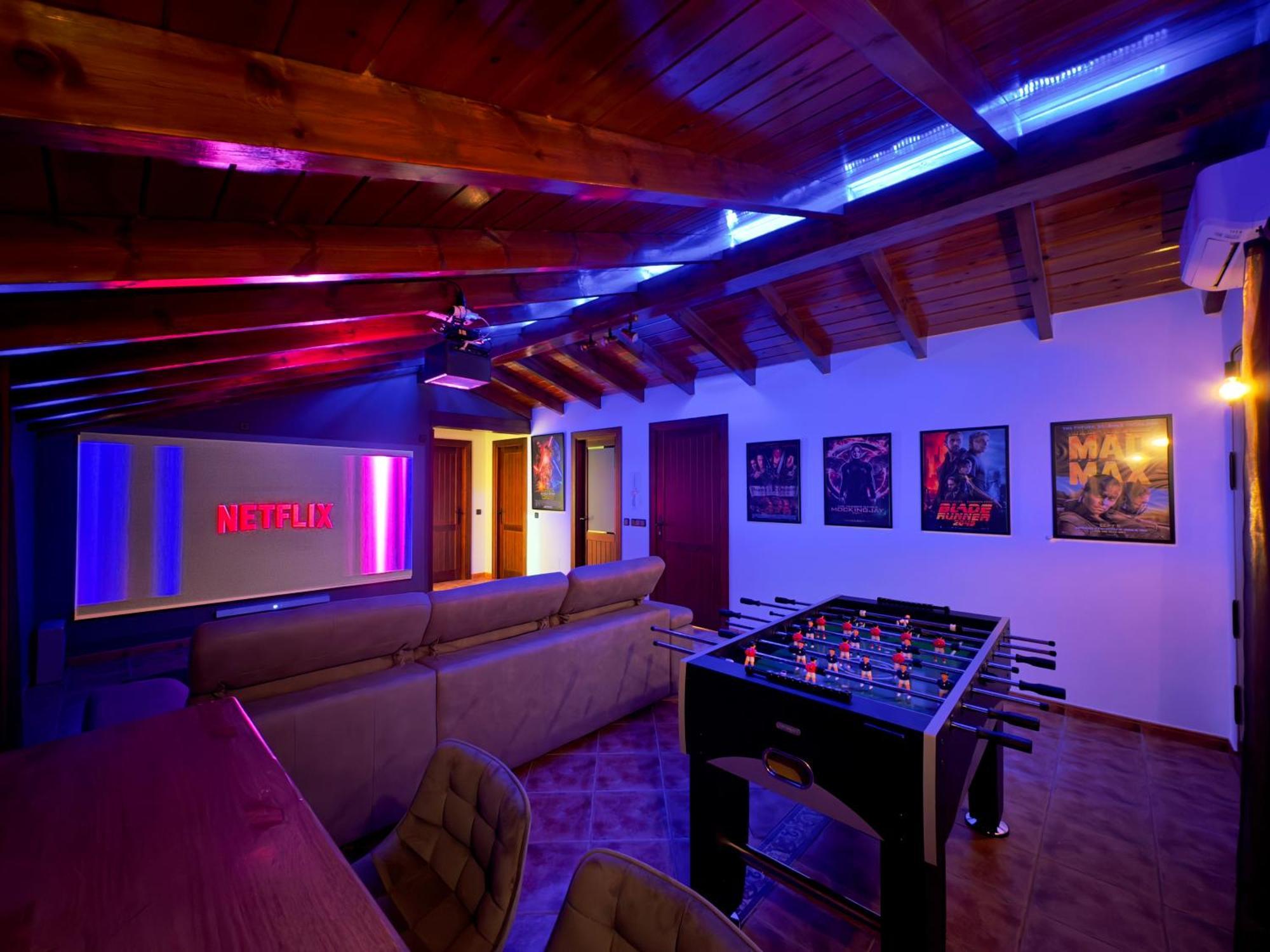 Chalet El Parral - Piscina Y Sala De Cine 马拉加 外观 照片