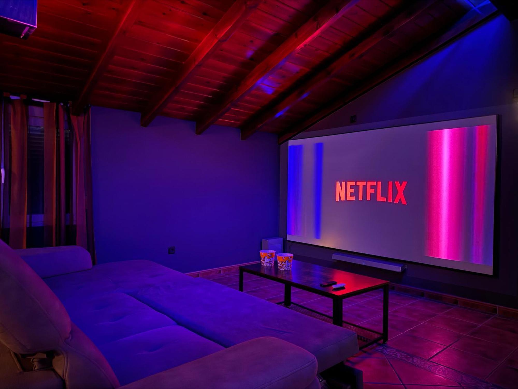 Chalet El Parral - Piscina Y Sala De Cine 马拉加 外观 照片